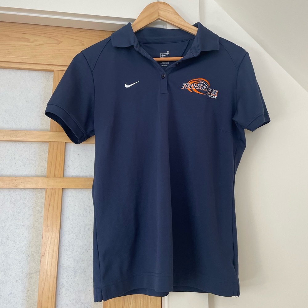 Nike Pepperdine Waves Soccer Womens Medium
